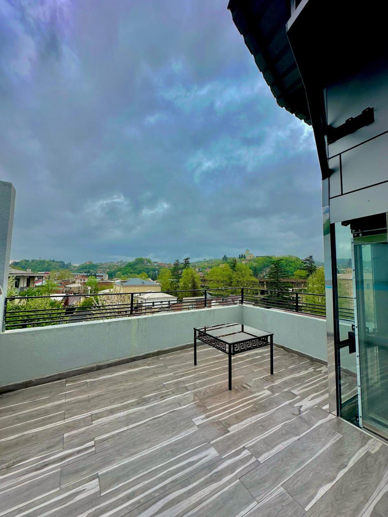 Hotel Balcony 库塔伊西 外观 照片