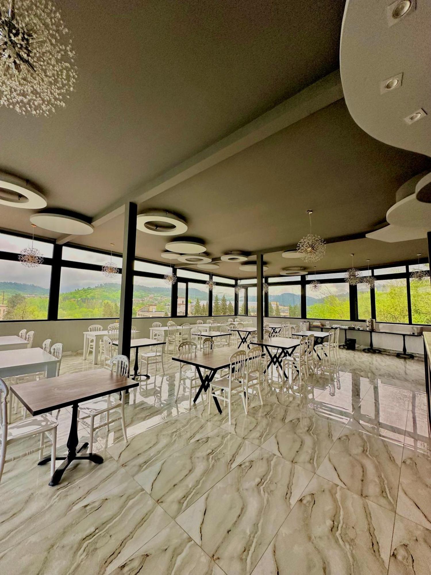 Hotel Balcony 库塔伊西 外观 照片